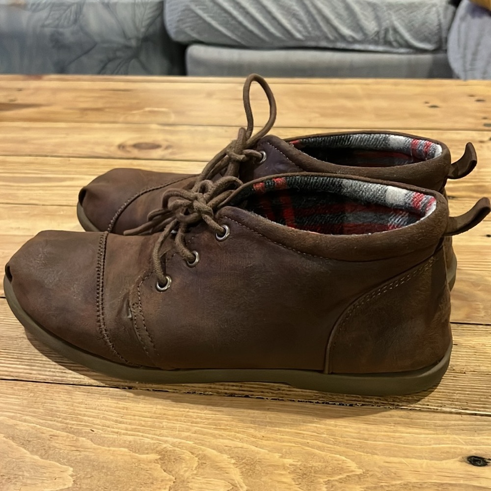 Bob’s women’s brown booties size 10